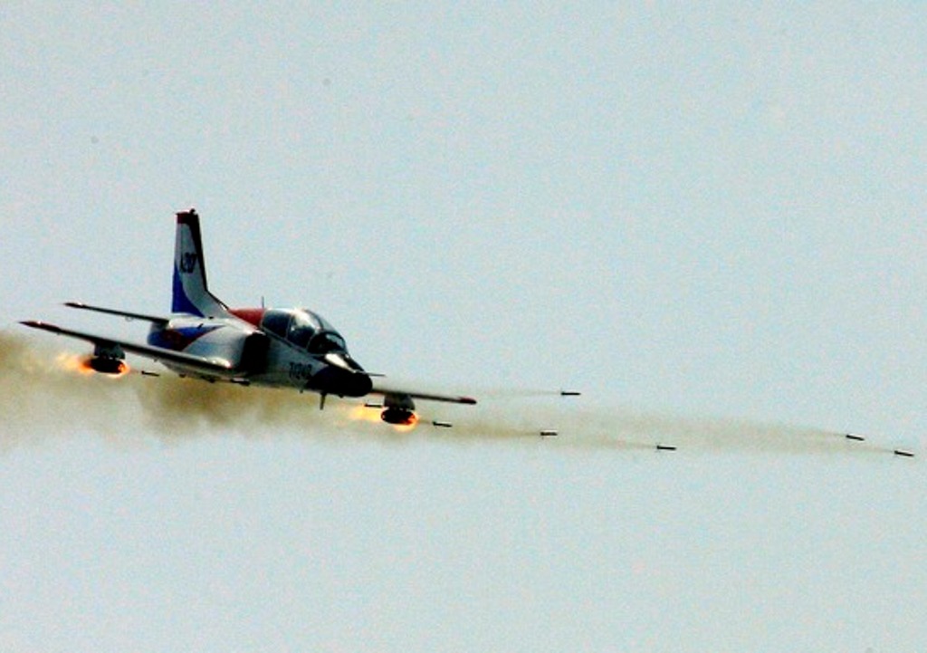 JiaoLian-8+%2528JL-8%2529+K-8+Karakorum+Light+Attack+Jet+Trainer+Aircraft+rocket+gun+pod+Hongdu+Aviation+Industry+Corporation+%2528HAIC%2529+of+China+Aeronautical+Complex+%2528PAC%2529++Pakistan+Air+Force+%2528PAF%2529+People%2527s+Liberation+Army+Ai+%25282%2529.jpg