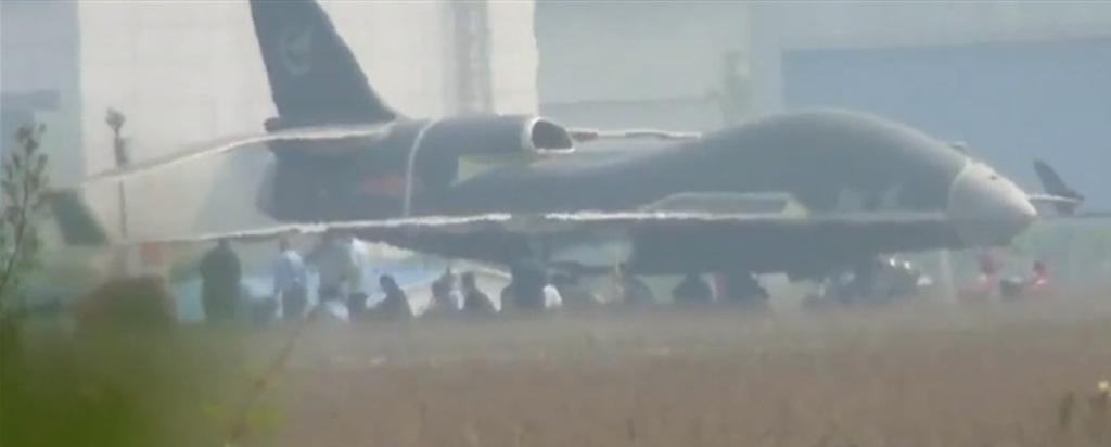 Chengdu+Aviation+Industry+Corporation+of+China+%2528AVIC%2529++plaaf+naval+airforce+%255BCAIC%255D++Xianglong+high+altitude%252C+high+endurance%252C+long-range+Unmanned+Aerial+Vehicle+%2528HALE+UAV%2529+Tianchi+UAV+%2528Chinese+Global+Hawk+%25282%2529.jpg