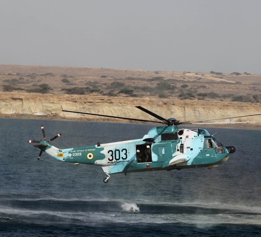 Islamic+Republic+of+Iran+Navy+%2528IRIN%2529+Iranian+Navy+Sikorsky+SH-3D+Sea+King+anti-submarine+warfaremedium-lift+utility+helicopter+%25288%2529.jpg