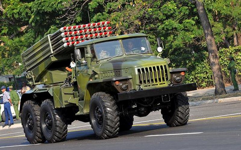 bm_21_mrls_multiple_rocket_launcher_system_cuban_cuba_army_military_parade_havana_revolution_square_april_16_2011_002.jpg