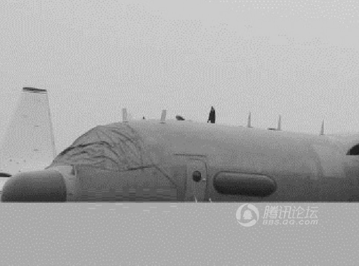 Y-8+EW+new+version++GX8+Y-8GX8+four-engine+turboprop+surveillance+aircraft+Chinese+People%2527s+Liberation+Army+Navy+%2528PLA+export+Electronic+Intelligence+%2528ELINT%2529+system++%25282%2529.jpg
