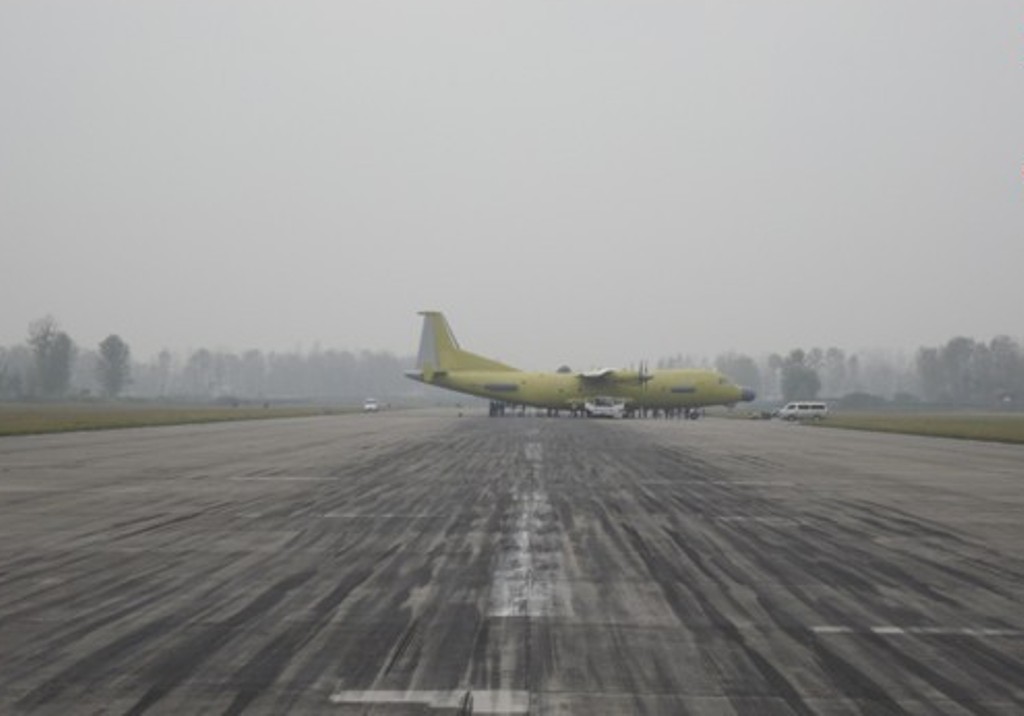 Y-8+EW+new+version++GX8+Y-8GX8+four-engine+turboprop+surveillance+aircraft+Chinese+People%2527s+Liberation+Army+Navy+%2528PLA+export+Electronic+Intelligence+%2528ELINT%2529+system+%25283%2529.jpg