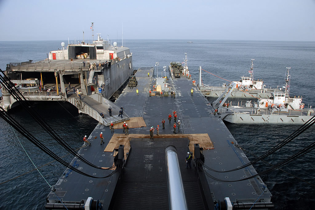 NAVY_INLS_RRDF_and_HSV_Swift_Liberia_lg.jpg