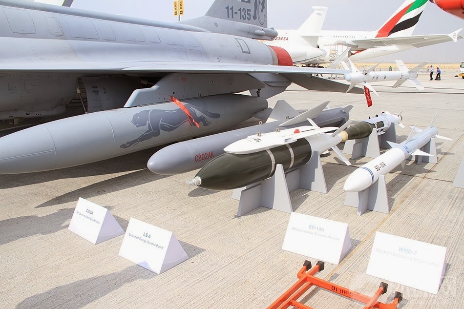 JF-17+Thunder+C-802A+Anti-ship+Missile,+SD-10A+BVRAAM,+PL-5E+II+LS-6+Satellite+Guided+Bomb+LT-2LS-500J+Laser+LT-3+Laser+Bomb+LT-2+LT-3+bomb+electro-optical+guided+100+kg+50+kg+LS-6+GBU-39B+Small+DiAMETERCM-400+SUPERSONIC+(5).jpg