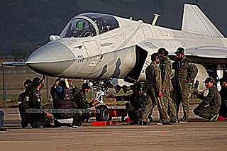 JF-17+Thunder++FC-1+Xiaolong+Zhuhai+Air+Show+2012+JF-17+Thunder+hd+wallpapers+JF-17+thunder+2013+Block+2+(29).jpg