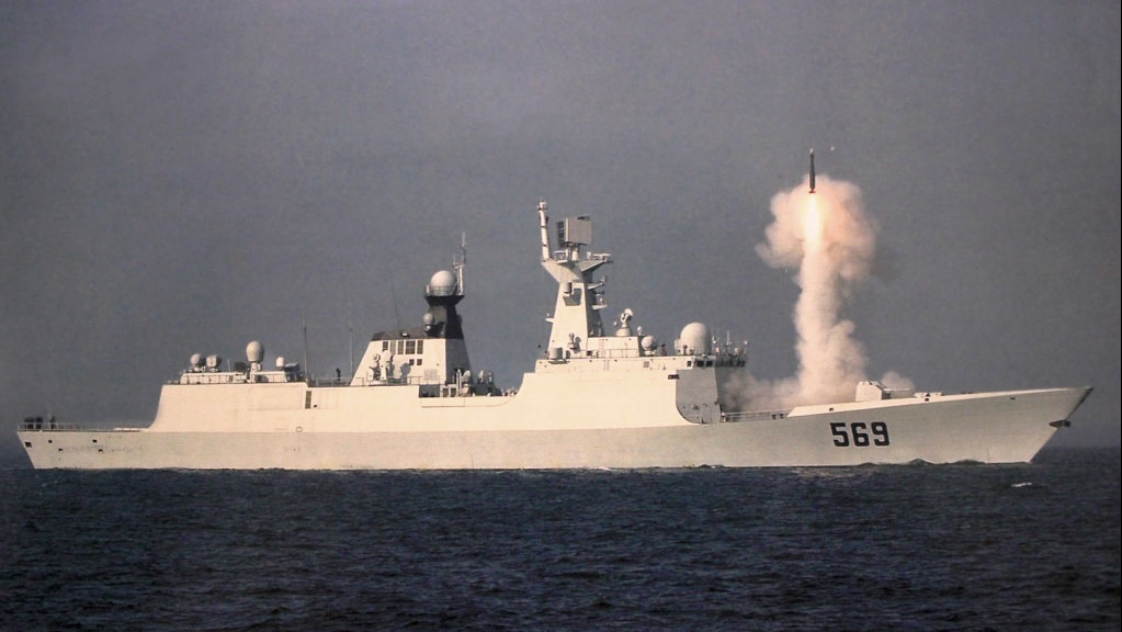 planType+054ABC+test+firing+HQ-16+A+vertical+launch+system+%2528VLS%2529+Harbin+Z-9C+Jiangkai-II+C+802A+Type+730+CIWS+YJ-83+sea-skimming+anti-ship+cruise+missile+CODAD+Shanghai+Hudong-Zhonghua+Shipyard+and+Guangzhou+Huangpu+ch.jpg