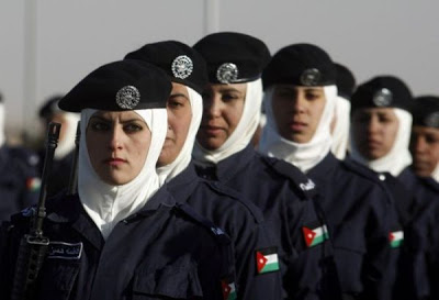 Girls-Army-Jordan007.jpg