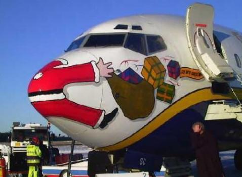 funny-airplane-paint-job-commercial-jet-hit-Santa-Clause.jpg