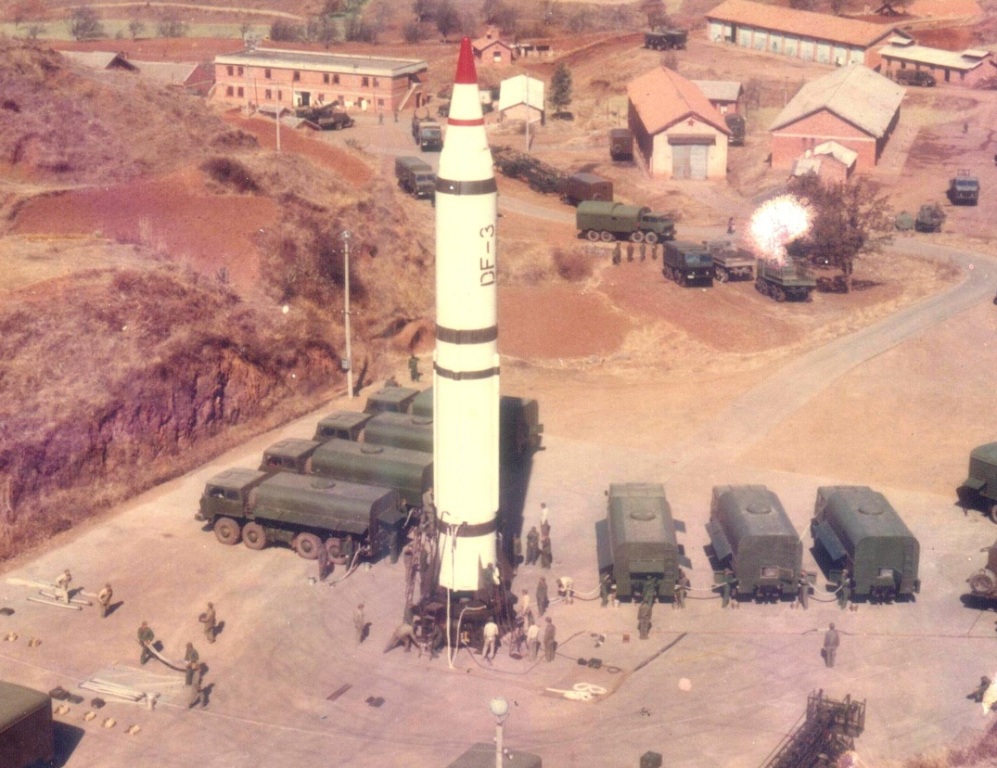 DF-3A++CSS-2+medium-range+ballistic+missile+%2528MRBM%2529s+%252811%2529.jpg