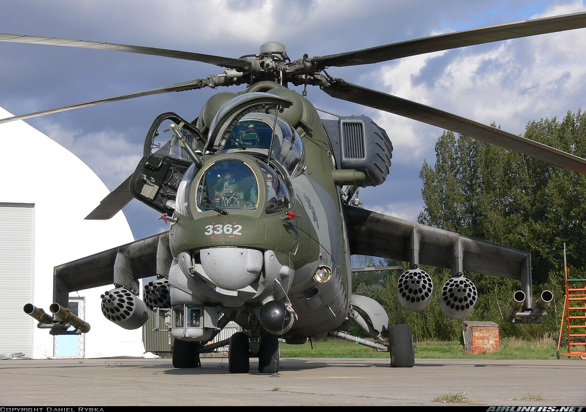 Russian+Attack+Helicopter+Mil+Mi-35++The+Flying+Tank7.jpeg