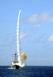 The+guided-missile+destroyer+USS+Chafee+%2528DDG+90%2529+fires+a+Standard+Missile+2+from+the+forward+missile+deck+during+a+Rim+of+the+Pacific+%2528RIMPAC%2529+2012+exercise+%25282%2529.jpg