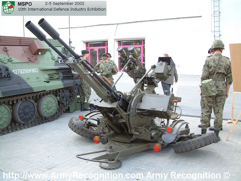 ZU-23-2_MSPO_2002_Poland_01.jpg