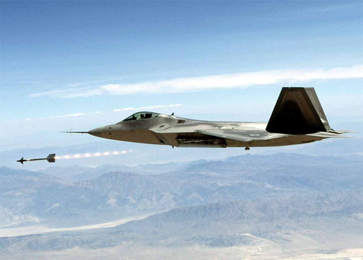 f-22+raptor+missile.jpg