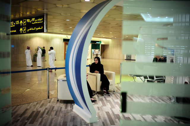 2018-07-16T153634Z_457008408_RC1217985360_RTRMADP_2_SAUDI-WOMEN-PILOTS.JPG.ashx