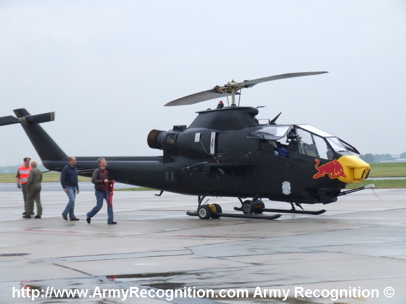 Cobra_Helicopter_Germany_ILA_2006_001.JPG