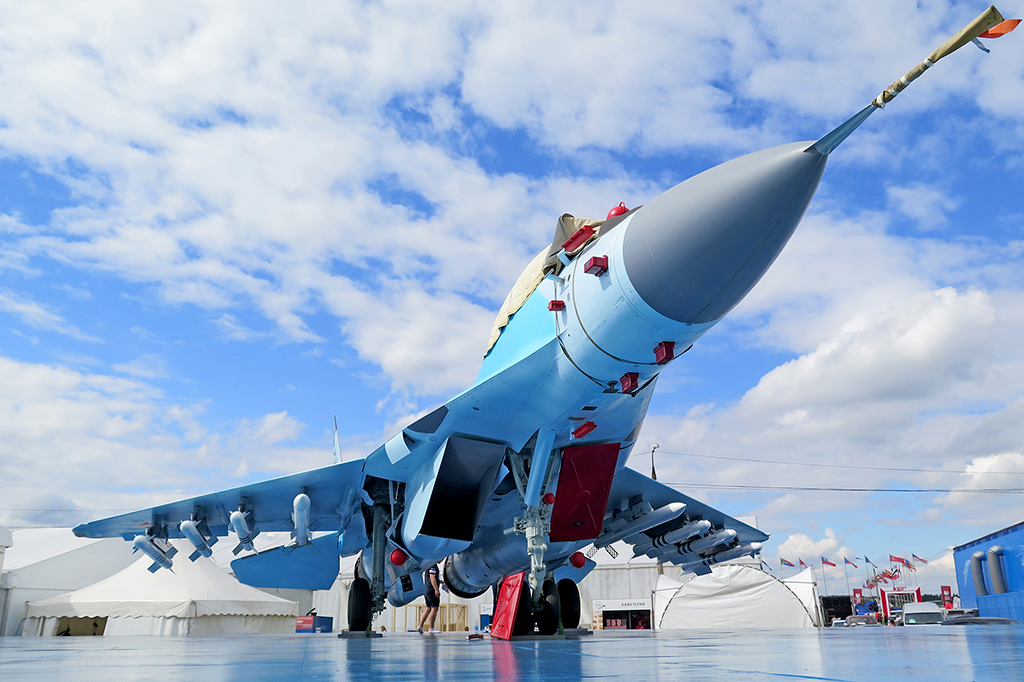 01_MAKS_MiG-35_JamesDrewAWST.jpg