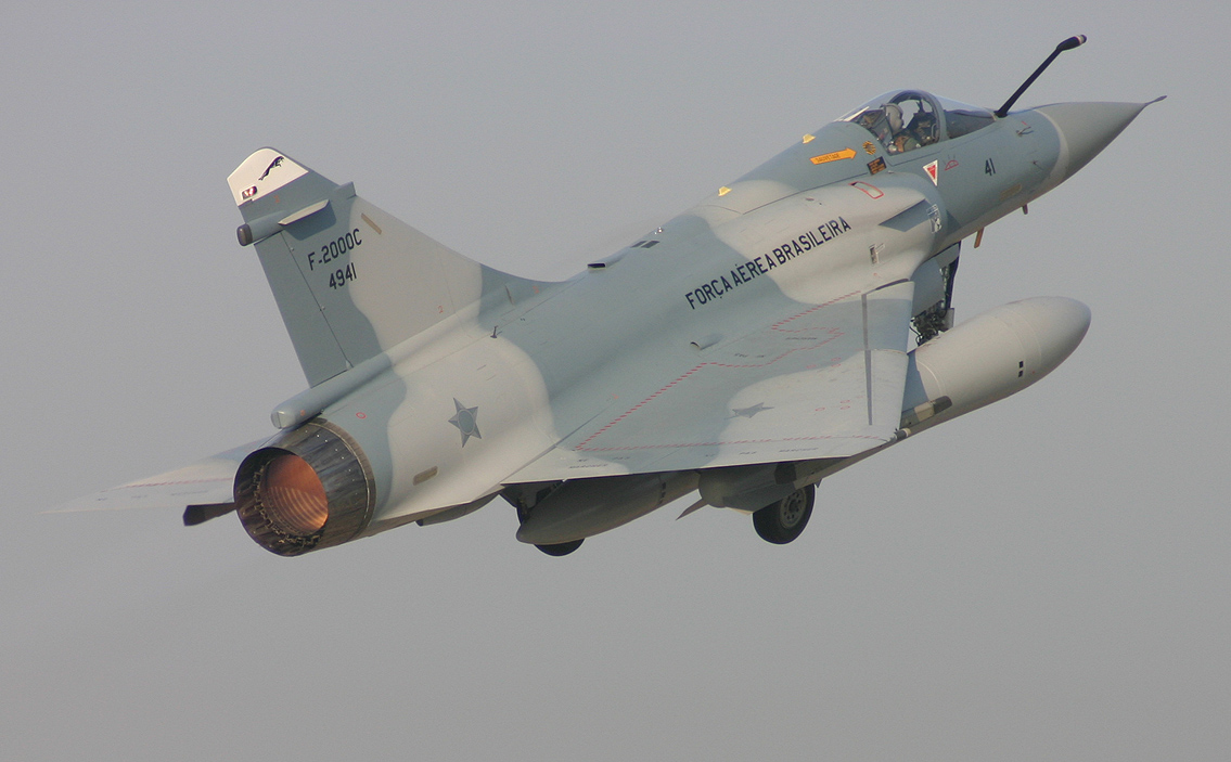 Mirage-2000-br%C3%A9sil1.jpg