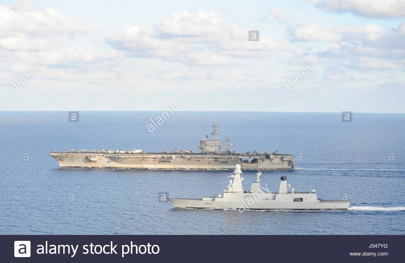 the-french-navy-horizon-class-missile-destroyer-frigate-fs-chevalier-J047YG.jpg
