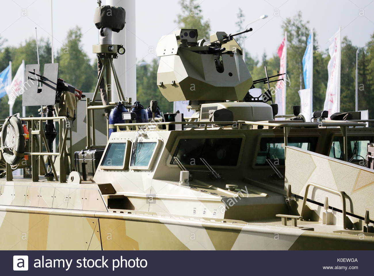 moscow-region-russia-22nd-aug-2017-bk-16-a-high-speed-landing-boat-K0EWGA.jpg