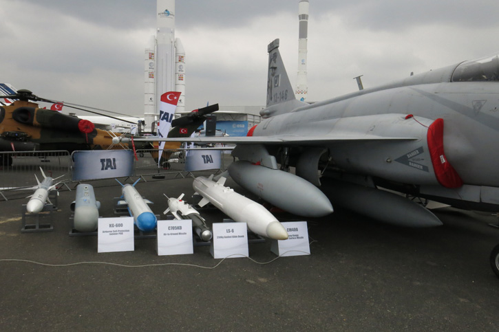 jf17_chinese_weapons725.jpg