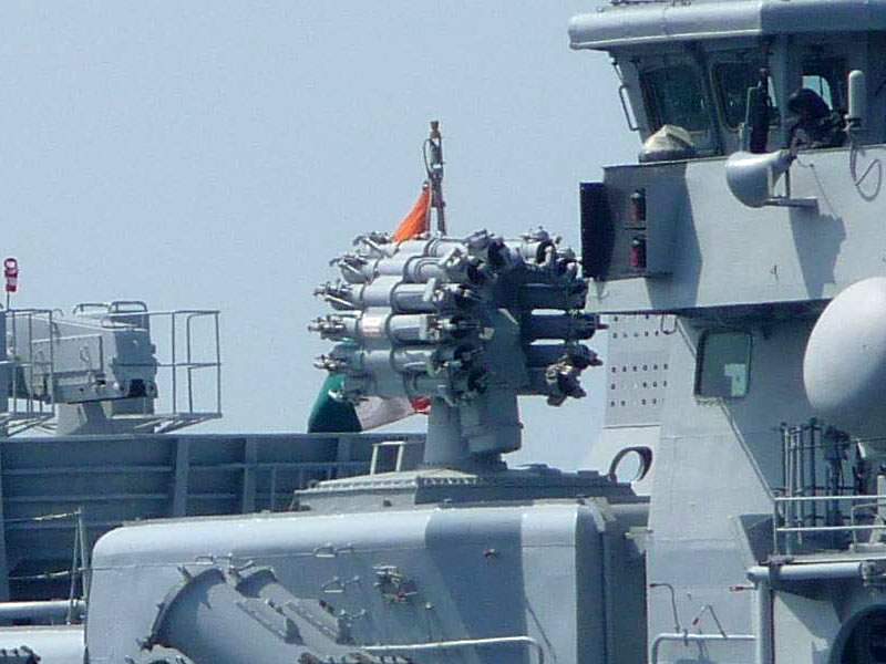 D61_INS_Delhi_RBU-6000_ASW_Launcher_Vladivostok_2011-04-19.jpg
