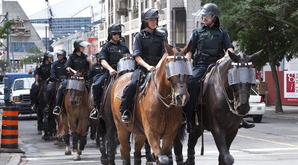 police-horsespg-horizontal.jpg