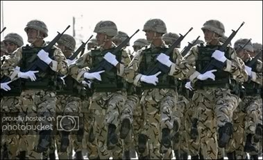 soldiers_march_tehran.jpg