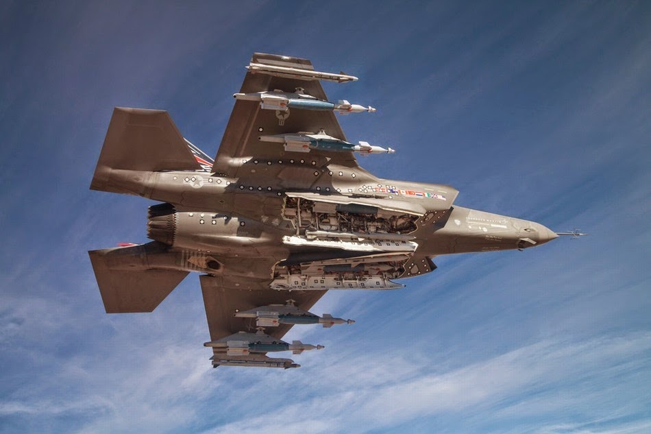 USF-35fighterstoshowsuperassaultweapons5_zps5708ed9f.jpg