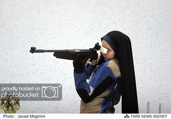 military_woman_iran_police_000065jpg.jpg
