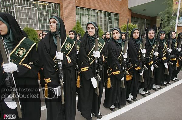 military_woman_iran_police_000115jpg.jpg