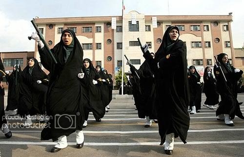 military_woman_iran_police_000144jpg.jpg