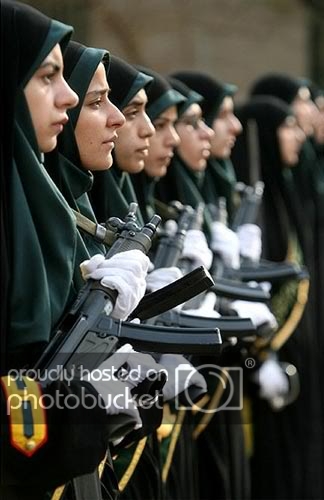 military_woman_iran_police_000150jpg.jpg