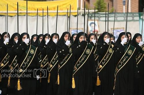 military_woman_iran_police_000151jpg.jpg