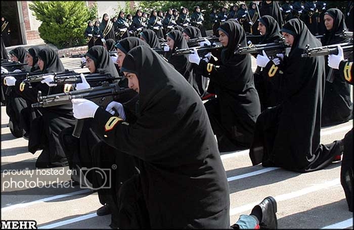 military_woman_iran_police_000172jpg.jpg