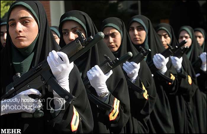 military_woman_iran_police_000178jpg.jpg