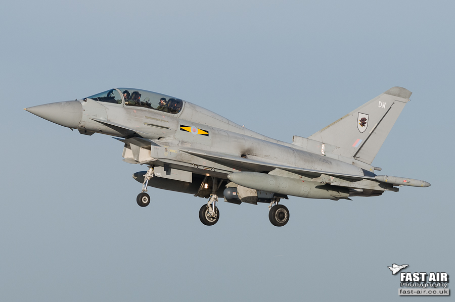 RAF-Eurofighter-Typhoon-T3-ZJ808-photo-900x.jpg