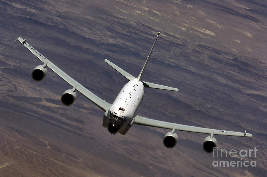 2-a-us-air-force-rc-135-rivet-joint-stocktrek-images.jpg