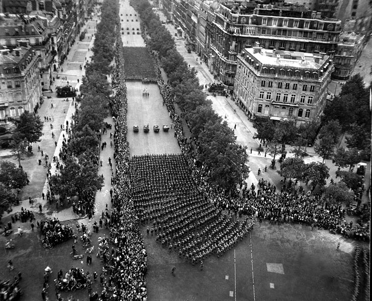 5.-Paris-Liberated,-August-1944.jpeg