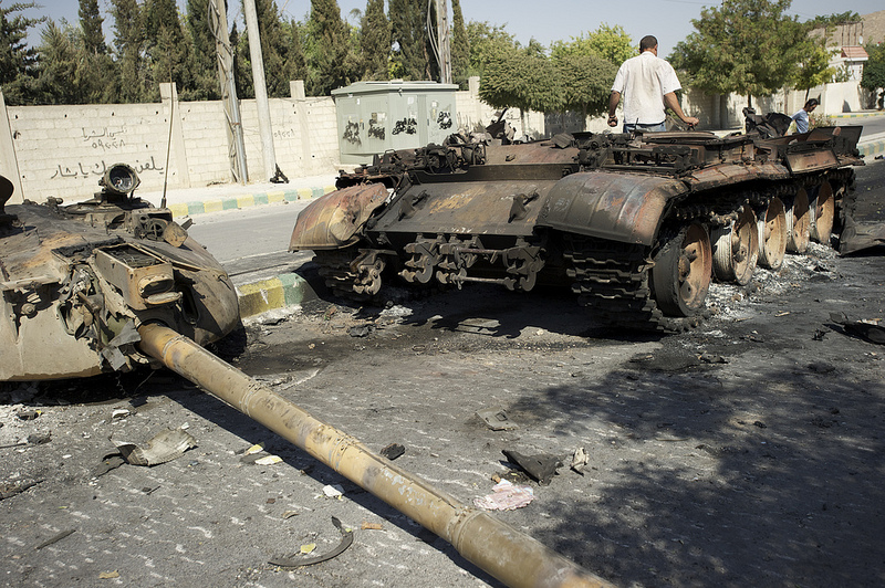 Syrian_tank_in_Aleppo_destroyed_by_NATO_aircraft_(SIADD).jpg
