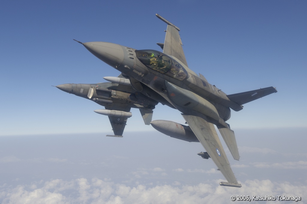 AIR_F-16Ds_Greece_Break_lg.jpg
