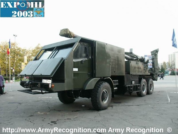 atrom_wheeled_self-propelled_howitzer_6x6_truck_aerostar_Romania_Romanian_army_002.jpg