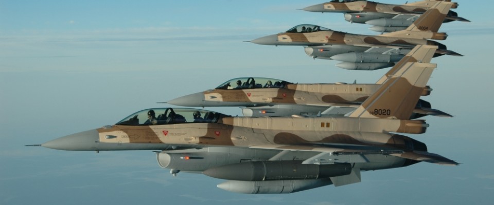 Moroccan_f-16_formation-960x400.jpg