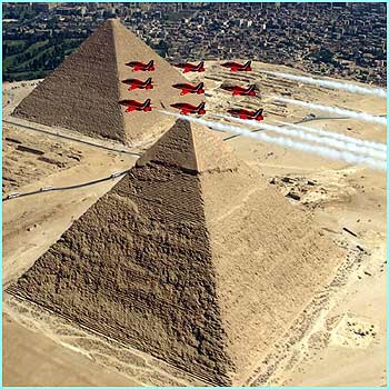 _39489019_pyramids_pa.jpg