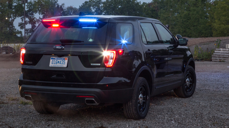 ford-police-interceptor-utility-02-1.jpg