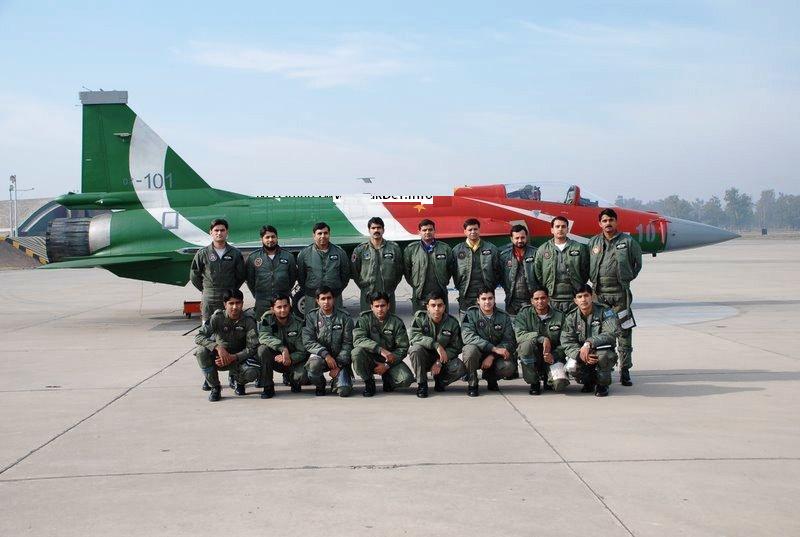 JF-17-Thunder-Pakistan-China-Team.jpg