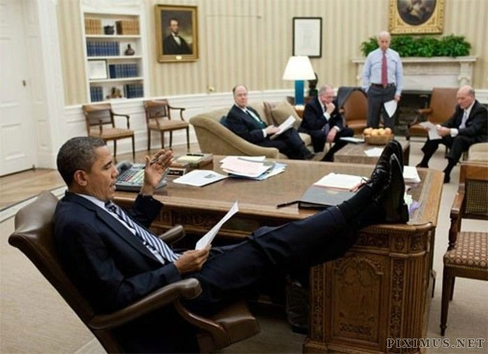 president-obama-at-work-13.jpg
