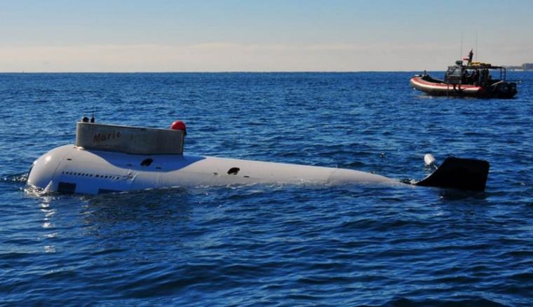 1469648029-lockheed-martin-to-build-dry-combat-submersibles-for-soldier-transport.jpg