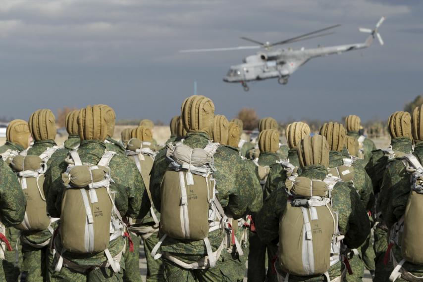 russian-paratroopers.jpg