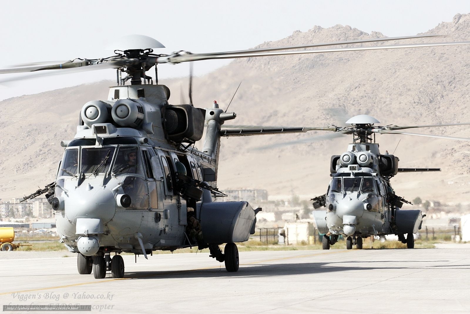 243614_eurocopter_-ec-725_-vertolyot_-lopasti_1600x1067_(www.GdeFon.ru).jpg