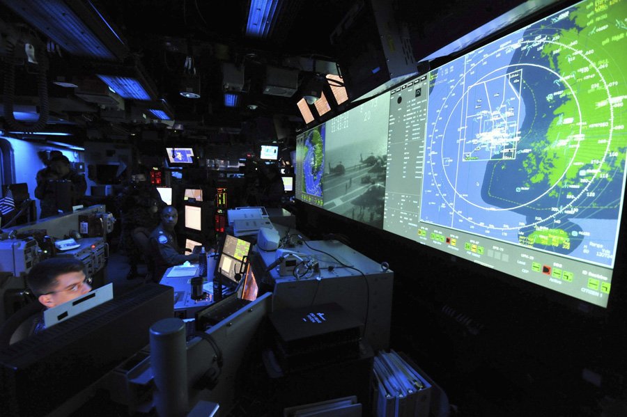 us-navy-personnel-watch-the-monitor-during-joint-exercises.jpg